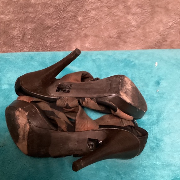 BURBERRY PRORSUM STILETTO SZ 37 1/2 - Picture 10 of 13